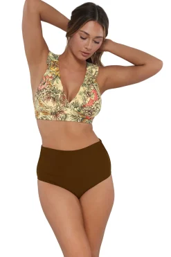 Plus Size|High-Waist<Sunsets Island Spice Capri High Waist Bottom