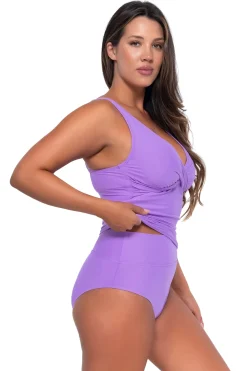 Plus Size|Underwire<Sunsets Passion Flower Elsie Tankini Top